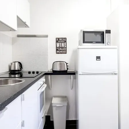 Charming Downtown Hideaway Steps From New York Cafe! Apartment Budapest Exterior photo